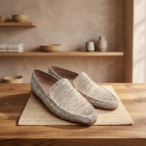 Modernos mocasines de rafia - Product Image 1
