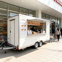 Remolque Comercial de Comida con Ventana Larga y Estación de Rollos para Hot Dogs en Supermercado de Nueva York