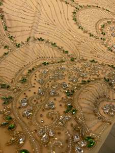 ผ้าลูกไม้ปักคริสตัลลายดอกไม้สุดหรูสำหรับชุดเดรส ชุดราตรี และเสื้อผ้าแฟชั่นชั้นสูง - Product Image 3