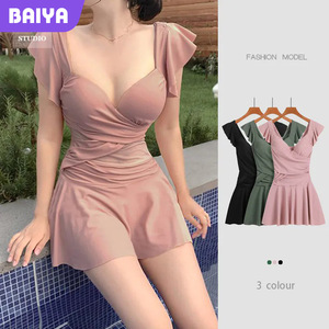 Traje de baño de una pieza para mujer, traje de baño estilo falda con diseño de cuello pronunciado y color rosa para vacaciones, natación y deportes acuáticos - Product Image 4