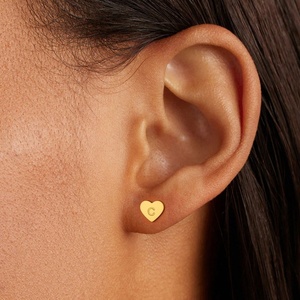 Jingciren Boutique - Accesorios de Joyería de Acero Inoxidable con Forma de Corazón, 26 Letras, Elegante Caja de Regalo - Product Image 3