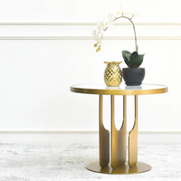 Table d'appoint ronde/carrée en marbre blanc avec base en acier inoxydable doré pour salle à manger salon chambre salle de bain vente en gros
