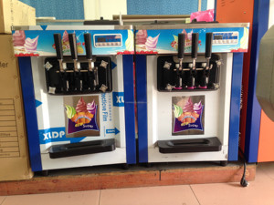 Làm mát bằng không khí đông lạnh sữa chua Tủ đông 3 hương vị mềm <span class=keywords><strong>Ice</strong></span> Cream Maker với CE mềm phục vụ máy làm kem - Product Image 5