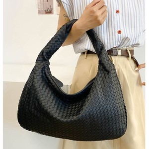 Bolso de Hombro Tejido para Mujer, Forma de Dumpling, Cierre de Cremallera, Estilo Moderno, Uso Diario, Verano 2024, Grande, Negro - Product Image 3