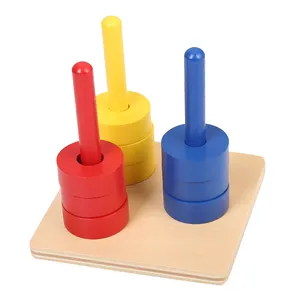 Хит продаж, экологически чистые деревянные Обучающие игрушки, разноцветные диски Монтессори для малышей на 3 цветных дюбелях