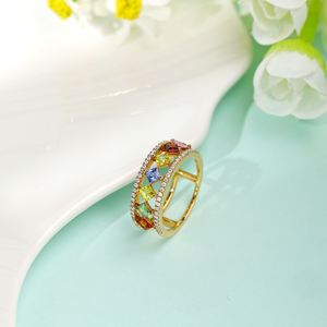 Anillo de Compromiso y Boda de Oro Rosa Sólido de 18K Hecho a Mano con Zafiro Colorido de Corte Princesa y Diseño Hueco, Joyería Fina - Product Image 3