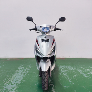 Scooter <span class=keywords><strong>de</strong></span> gasolina <span class=keywords><strong>de</strong></span> dos ruedas <span class=keywords><strong>de</strong></span> cuatro tiempos <span class=keywords><strong>de</strong></span> 50cc con certificado EPA EEC, motocicleta al por mayor - Product Image 3
