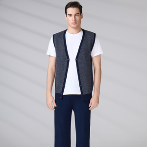 Gilet classique sans manches en laine mérinos 100 % tricotée pour homme, col en V boutonné, style décontracté hiver, OEM - Product Image 5