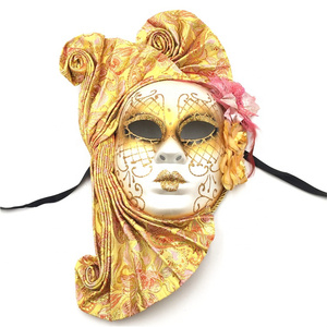 <span class=keywords><strong>Maschera</strong></span> a pieno facciale da <span class=keywords><strong>donna</strong></span> colore rosso plastica scintillante elegante <span class=keywords><strong>Costume</strong></span> di carnevale veneziano decorazione per feste a buon mercato - Product Image 1