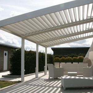 Pergola moderne en aluminium noir PRIMA, imperméable, écologique, avec revêtement en poudre, fabriquée à Foshan, style contemporain pour jardin - Product Image 2
