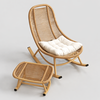 Fauteuil à bascule d'extérieur en rotin PE tressé à la main avec structure en acier carbone durable pour la sieste