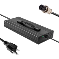 Chargeur de batterie Li-ion XVE 84V 10A pour batterie Li-ion 72V 20S Pack de batterie pour moto électrique et robot Certifié CE PSE FCC (XVE1200-08401000)
