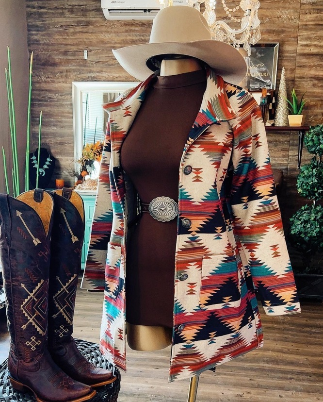 2026 Women's Elegant Aztec Cow Printed Long Sleeve Casual Jacket