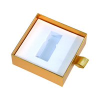 Boîte cadeau personnalisée en or et vert métallisé avec plateau intérieur en mousse pour l'emballage de marques de produits à base de plantes haut de gamme