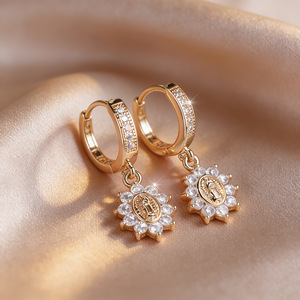 Wholesale Jewelry <strong>Pendiente</strong> De <strong>Gota</strong> 18k Gold Plated Religious Christian Flower Shape clear Zircon Virgin Mary Hoop Drop Earring - Product Image 1