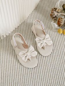 Sandales d'été en gros pour filles, en cuir souple, avec nœud décoratif, style tongs - Product Image 2