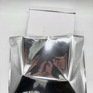 Bolsas de Envío de Poliéster Plateadas con Logotipo Personalizado, Bolsas de Correo de Aluminio para Camisetas y Sudaderas - Product Image 3