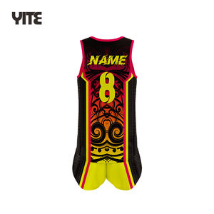 Uniforme de fútbol táctil personalizado de último diseño para hombres Conjunto de camiseta de fútbol táctil cómodo - Product Image 3