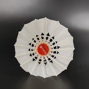 DunRun <span class=keywords><strong>DR</strong></span>-09 Hoge Kwaliteit Groothandel Professionele Duurzame Op Maat Gemaakt Merk Cigu Eendenveren Club Speler Badminton Shuttlecock - Product Image 3