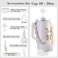 Accessoires de gobelets en silicone Vente en gros Sangle de poignée de bouteille d'eau réutilisable Botte en silicone Couverture de paille en silicone Charmes Ensembles de 8 pièces