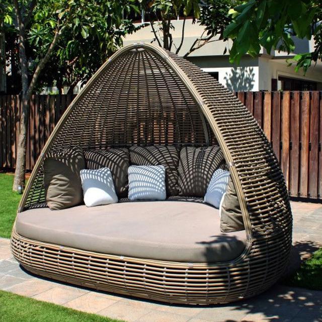 Плетеная уличная мебель для патио, стулья для крыльца, набор для бистро со стеклянным журнальным столиком, уличный комплект для разговора с качалкой из 3 предметов