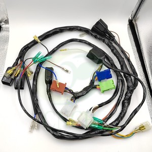 مجموعة تسخير الأسلاك للمصباح المركزي الرئيسي Kawasaki Z1 - Product Image 6