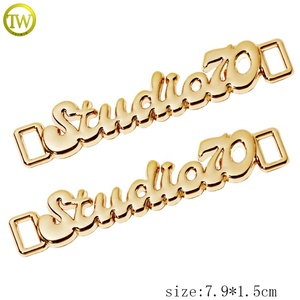 Scarpe placcate lucide <span class=keywords><strong>oro</strong></span> lettere loghi in lega di zinco <span class=keywords><strong>reggiseno</strong></span> goffrato cinghie di regolazione in lega Slider fibbie per biancheria intima - Product Image 2