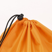 Ensemble de sacs à cordon en nylon épais, résistants à l'eau et à la poussière, avec fond à revêtement argenté et design minimaliste moderne