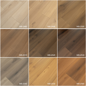 Plancher stratifié imperméable Super Black Core, finition brillante, effet marbre, chêne gris clair, 8 mm, 1220*200, extra long - Product Image 1