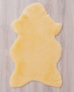 Thảm lông cừu y tế tự nhiên với lông dài hoặc ngắn. Da cừu tuyệt vời. Da cừu. Thảm trải sàn bằng da cừu. Thảm trải sàn - Product Image 5