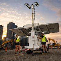 Tour d'éclairage solaire mobile personnalisée sur remorque, système MPPT 48V DC 360 °   Éclairage LED blanc 1200W pour la construction et les sites isolés