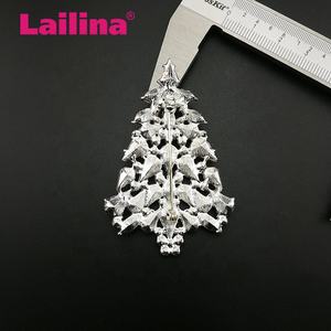 Bijoux de mode faits à la main pour femmes broches en cristal de Noël rouge strass broche arbre de Noël broches pour la décoration de robe - Product Image 6