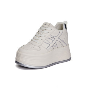 Кроссовки женские белые со шнуровкой, 12 см - Product Image 5