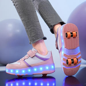 <span class=keywords><strong>Scarpe</strong></span> con Led da corsa sportive in PVC con Logo personalizzato <span class=keywords><strong>illuminano</strong></span> quattro ruote <span class=keywords><strong>scarpe</strong></span> da pattino a rotelle per bambini - Product Image 6