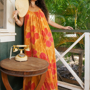 Vestido maxi de diseño de alta calidad, corte relajado, estampado bohemio, personalizado, fluido y transpirable, 100% rayón voile. - Product Image 4