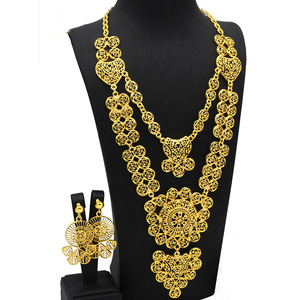 Collier et boucles d'oreilles de mariée du Moyen-Orient Dubaï <span class=keywords><strong>Bijoux</strong></span> de mariage pour femmes africaines Ensemble deux pièces Plaqué or 24 carats <span class=keywords><strong>Cadeau</strong></span> en gros - Product Image 2