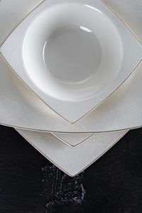 Servizio di <span class=keywords><strong>piatti</strong></span> in porcellana da <span class=keywords><strong>18</strong></span> pezzi con motivo intarsiato in oro, design moderno, lavabile in lavastoviglie, per 6 persone - Product Image 3