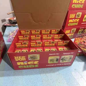Juguete Sensorial Antiestrés Schylling Needoh Nice Cube McDonald Berger de Rebote Lento, Juguete Blandito para Niños - Product Image 4