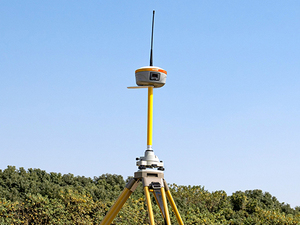 เครื่องรับสัญญาณ Chcnav IBASE Super Base GNSS RTK GPS GNSS สำหรับงานสำรวจที่ดิน เครื่องมือสำรวจแบบ Differential GPS RTK IBASE Chcnav - Product Image 6