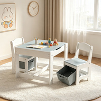 En stock : Table et chaises d'activités pour enfants 3-en-1 en bois avec tiroirs mobiles et tableau noir
