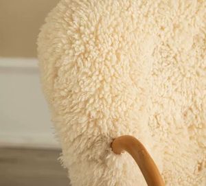Chaises d'appoint nordiques en peau <span class=keywords><strong>de</strong></span> mouton <span class=keywords><strong>de</strong></span> vente chaude meubles <span class=keywords><strong>chaise</strong></span> longue Boucle en tissu Teddy blanc moderne - Product Image 2