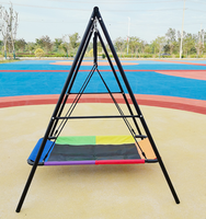 Balançoire volante moderne robuste pour l'extérieur avec plateforme à structure en acier pour aire de jeux pour enfants et mobilier d'extérieur