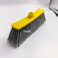 Balai en bois à manche en PVC avec motif floral, fil italien coloré, film coloré, prix le plus bas avec brosse pour le sol