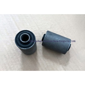 Casquillo de goma de ballesta trasera para Nissan Navara Xterra <span class=keywords><strong>Toyota</strong></span> Hiace <span class=keywords><strong>Hilux</strong></span> Tacoma 90389-14037 9038914037 90389-14060 9038914060 - Product Image 2