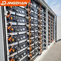 Conteneur de stockage d'énergie à refroidissement liquide pour la conception de projets d'alimentation électrique de micro-réseaux pour campus universitaires et hôpitaux