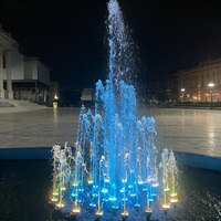 Fontaine musicale flottante moderne de conception contemporaine en acier inoxydable coloré sur mesure de 10 m de diamètre pour lac extérieur, piscine, jardin