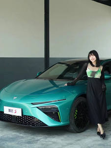 Véhicule électrique à énergie nouvelle à grande vitesse pour adultes en gros 2024 - Product Image 4