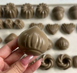 ของเล่นบีบคลายเครียดเนื้อนุ่ม ยืดหยุ่น กลิ่นขนมปังนม สำหรับเด็กอายุ 5-7 ปี ขายส่ง - Product Image 3