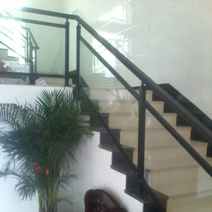 Balustrade moderne en alliage d'<span class=keywords><strong>aluminium</strong></span> sur mesure, montée au sol, pour escalier, <span class=keywords><strong>balcon</strong></span>, garde-corps en verre, résistant à l'eau et à la rouille, pour hôtel - Product Image 6