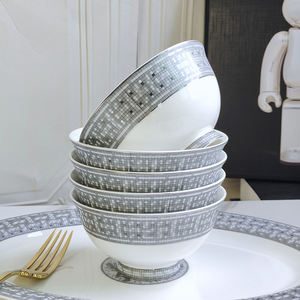 Vente en Gros d'Ustensiles de Cuisine Vaisselle de Luxe Service de Dîner en Mosaïque Service de Vaisselle Gris Royal Western Céramique Bone China 58pcs - Product Image 4